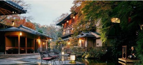6家日本最美的赏枫酒店 睡在秋天的红叶下