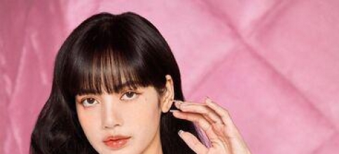 <b>有刘海的看过来 Lisa亲自示范大风吹不乱的“铁刘海”</b>