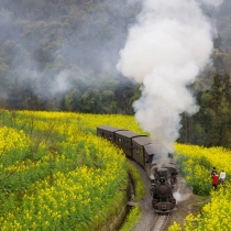 中国最美的6条铁路　路上就是风景