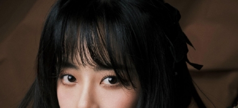 谭松韵旗袍公主切写真 复古女郎范儿精灵古怪