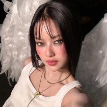 只有“蛇系”美女才能站上C位?美女